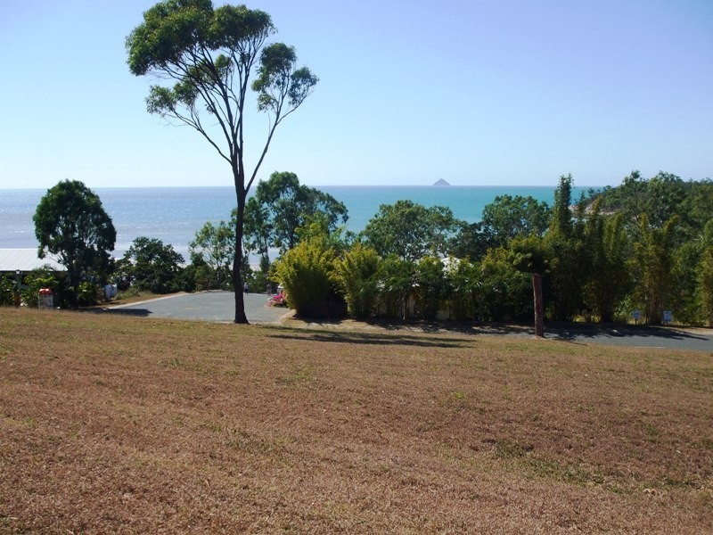 9 Gloucester Avenue, Hideaway Bay QLD 4800