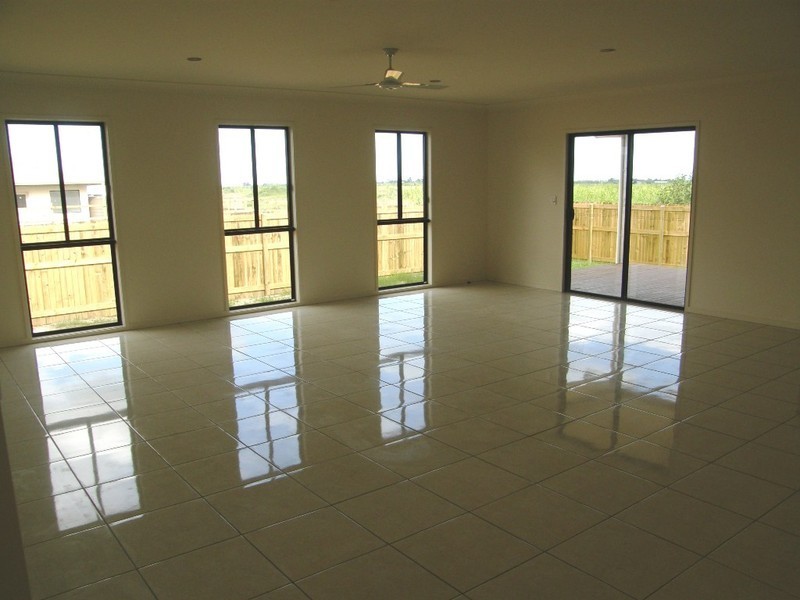 6 (Lt 93) Cascara St, Whitsunday Gardens, Proserpine QLD 4800
