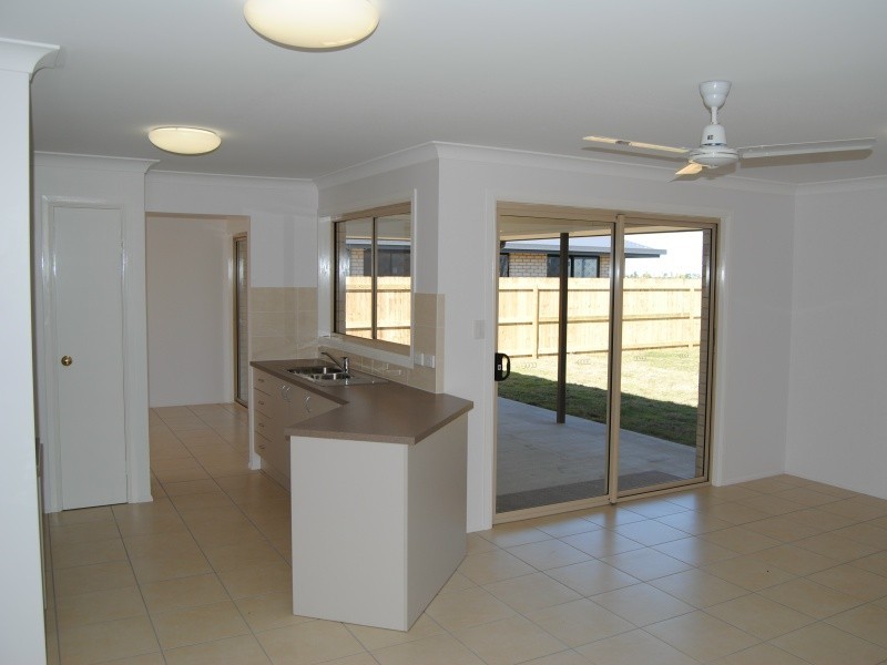 5 Tamarind Crescent, Proserpine QLD 4800
