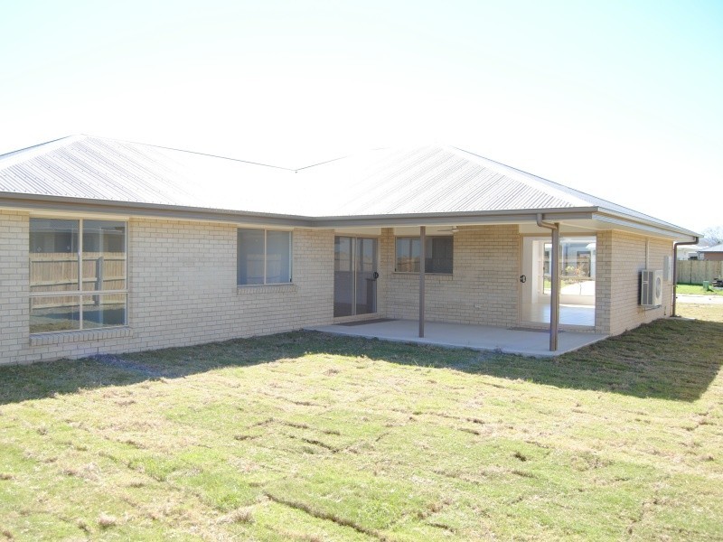 5 Tamarind Crescent, Proserpine QLD 4800