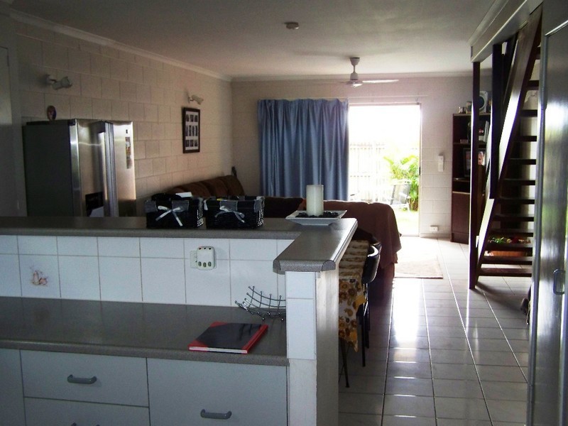 5/6 Gardenia St, Proserpine QLD 4800