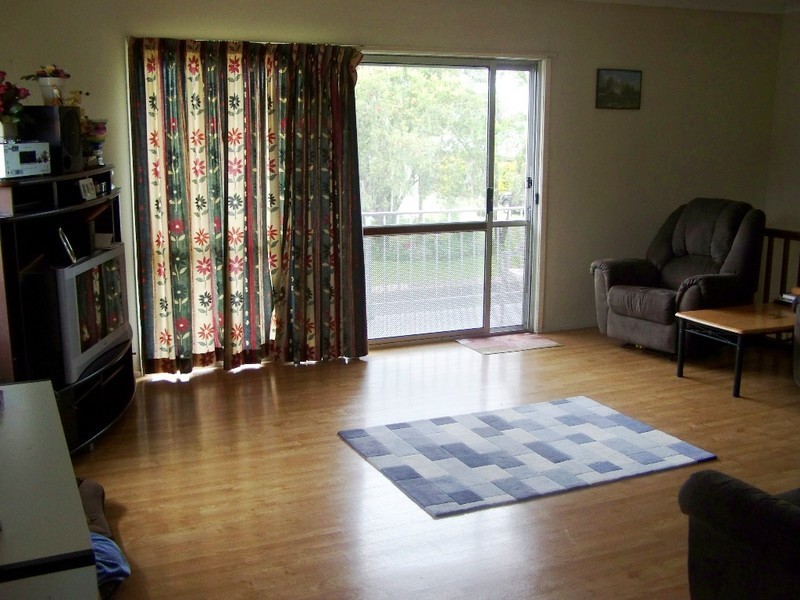 4 Debney St, Proserpine QLD 4800