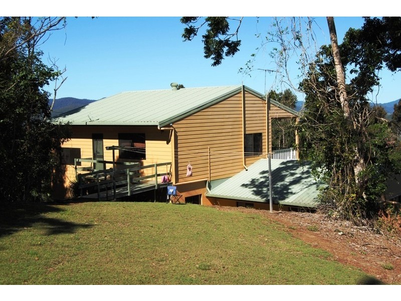 77 Staniland Dve, Strathdickie QLD 4800