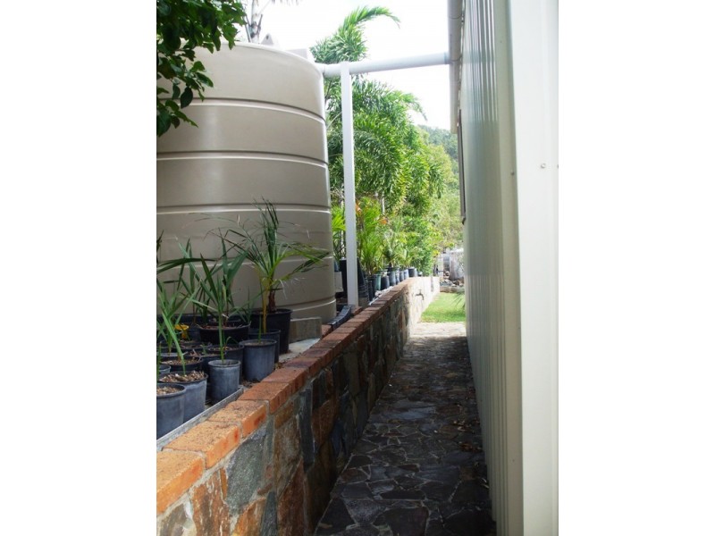 115 Gloucester Ave, Hideaway Bay QLD 4800