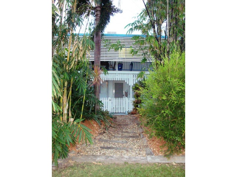 14 Peters Ave, Midge Point QLD 4799