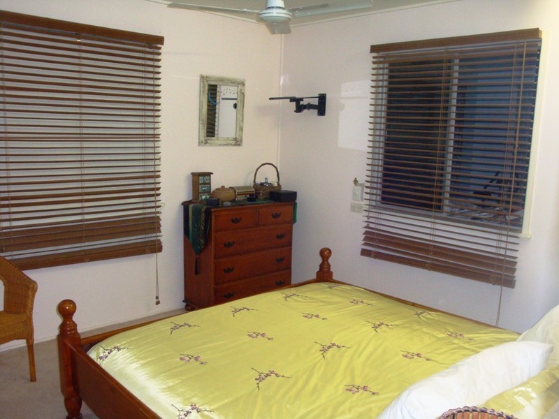 14 Peters Ave, Midge Point QLD 4799