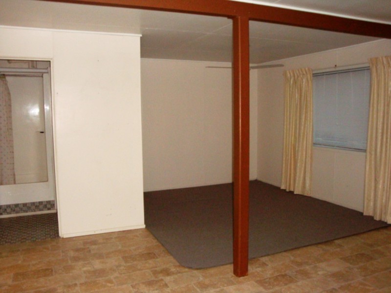 14 Peters Ave, Midge Point QLD 4799