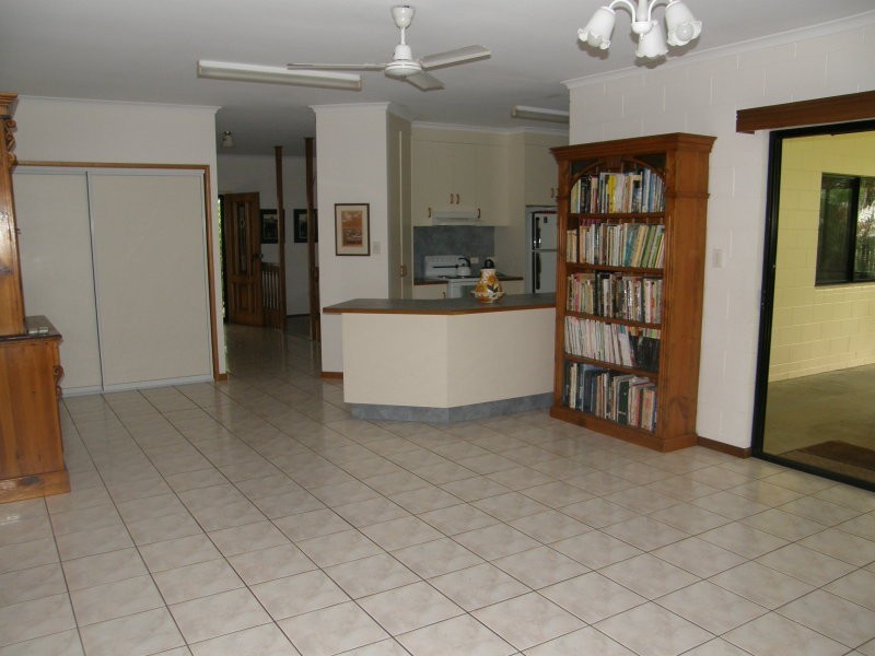 11 Trojan Court, Proserpine QLD 4800