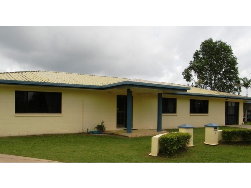 2 Foxlee St, Proserpine QLD 4800