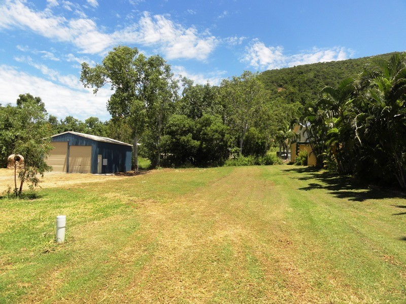 91 Gloucester Av., Hideaway Bay QLD 4800