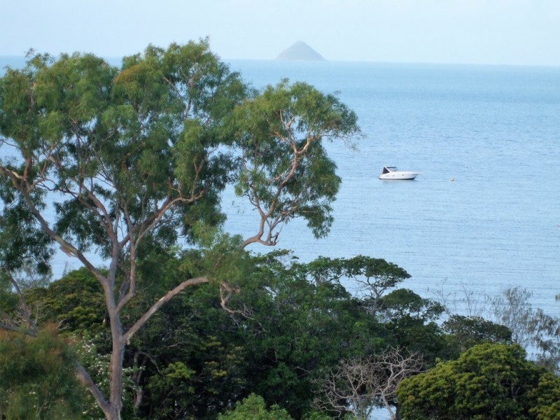 Hideaway Bay QLD 4800