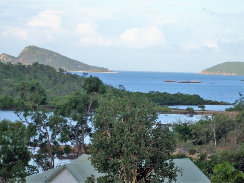 Hideaway Bay QLD 4800