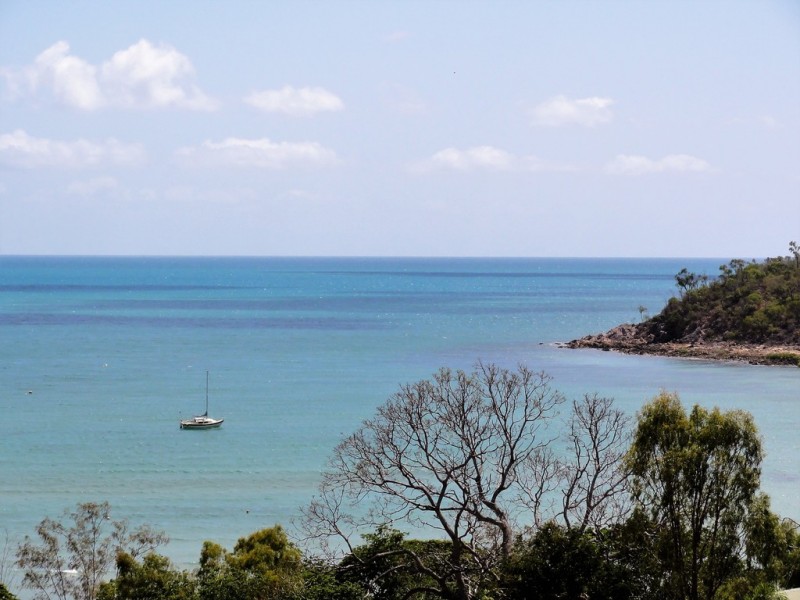 Hideaway Bay QLD 4800
