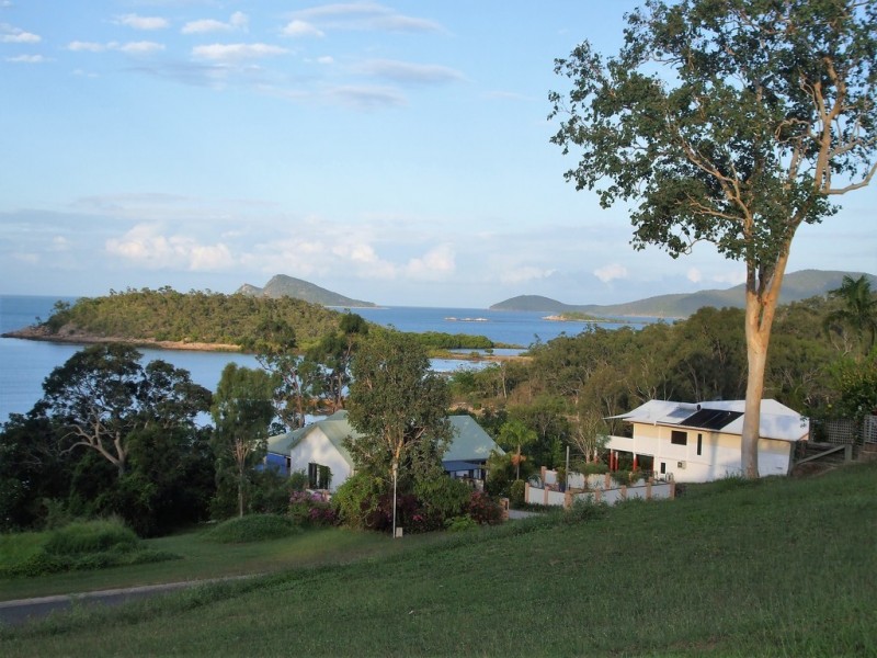 Hideaway Bay QLD 4800