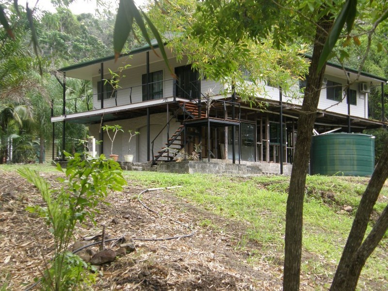 16 Frederick St, Dittmer QLD 4800