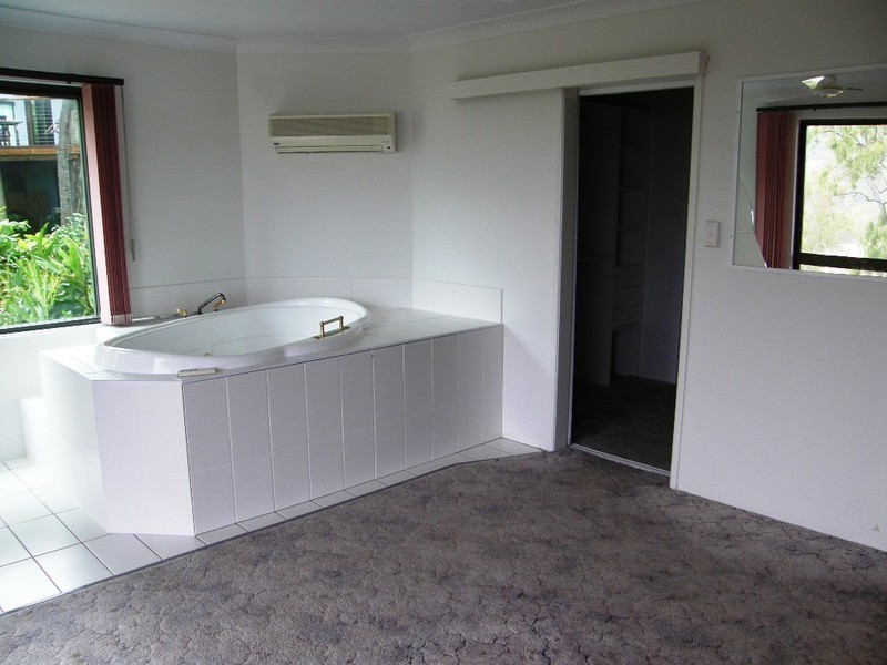 2 / 5 Lewis Street, Airlie Beach QLD 4802