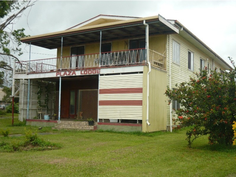 11 Hinschen St, Proserpine QLD 4800