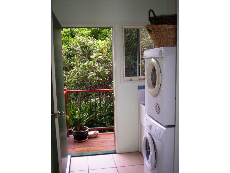 38 Roseric Crescent, Hideaway Bay QLD 4800