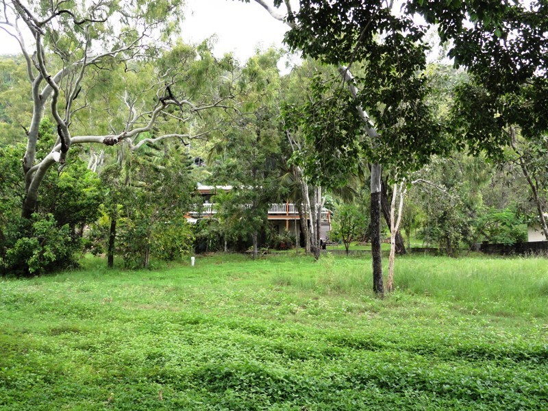 103 Gloucester Avenue, Hideaway Bay QLD 4800