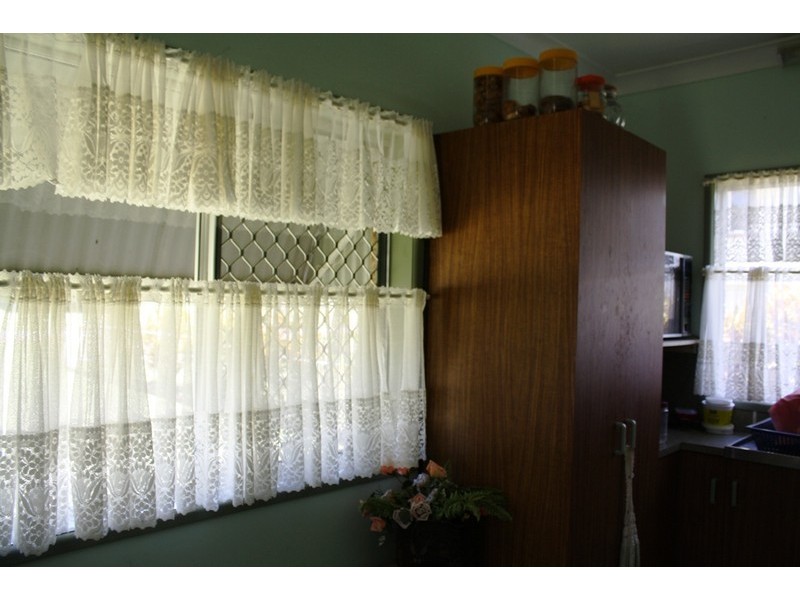41 Peters Ave, Midge Point QLD 4799