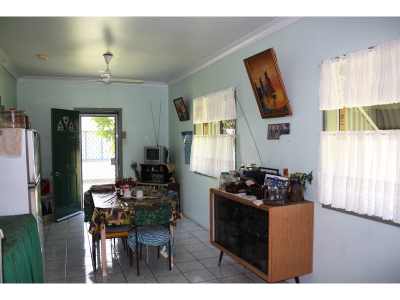 41 Peters Ave, Midge Point QLD 4799