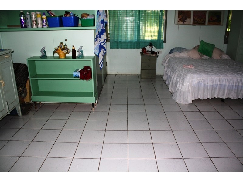 41 Peters Ave, Midge Point QLD 4799