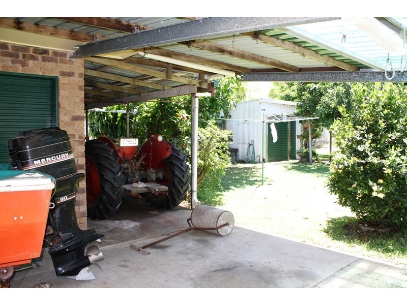 41 Peters Ave, Midge Point QLD 4799