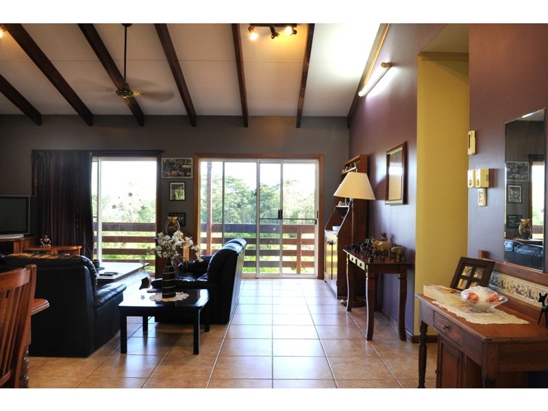 848 Conway Rd, Preston QLD 4800