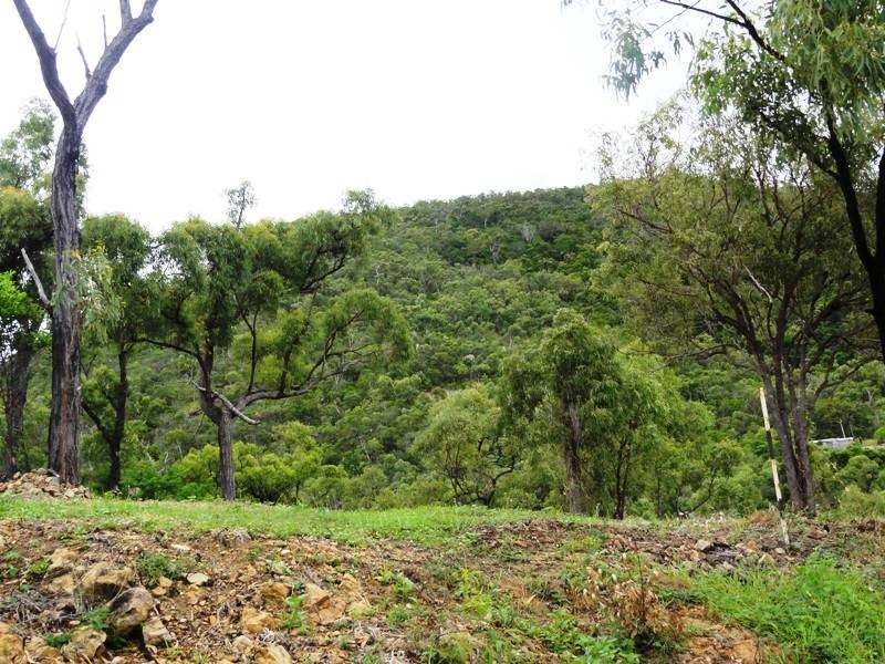 14 Roseric Crescent, Hideaway Bay QLD 4800