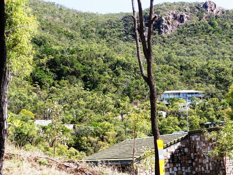 14 Roseric Crescent, Hideaway Bay QLD 4800