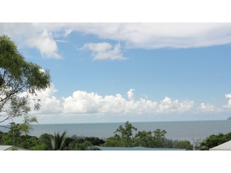 14 Roseric Crescent, Hideaway Bay QLD 4800
