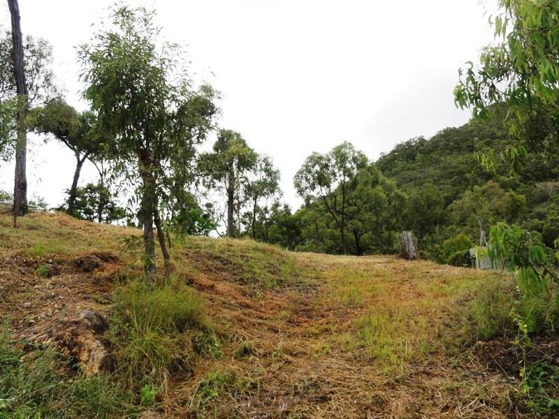 14 Roseric Crescent, Hideaway Bay QLD 4800
