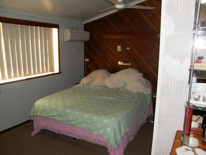 1 Chapman Street, Proserpine QLD 4800