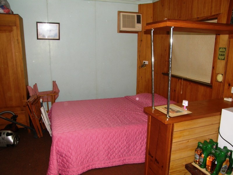 1 Chapman Street, Proserpine QLD 4800