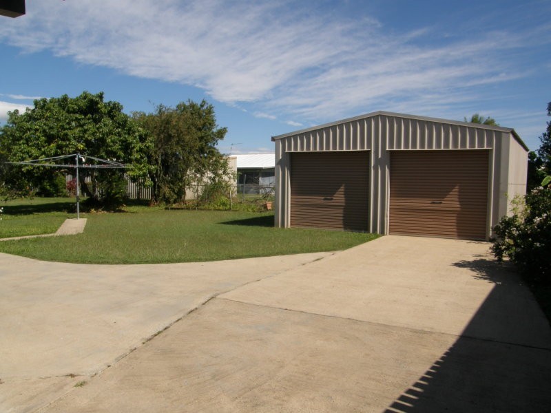 32 Spalla Drive, Proserpine QLD 4800