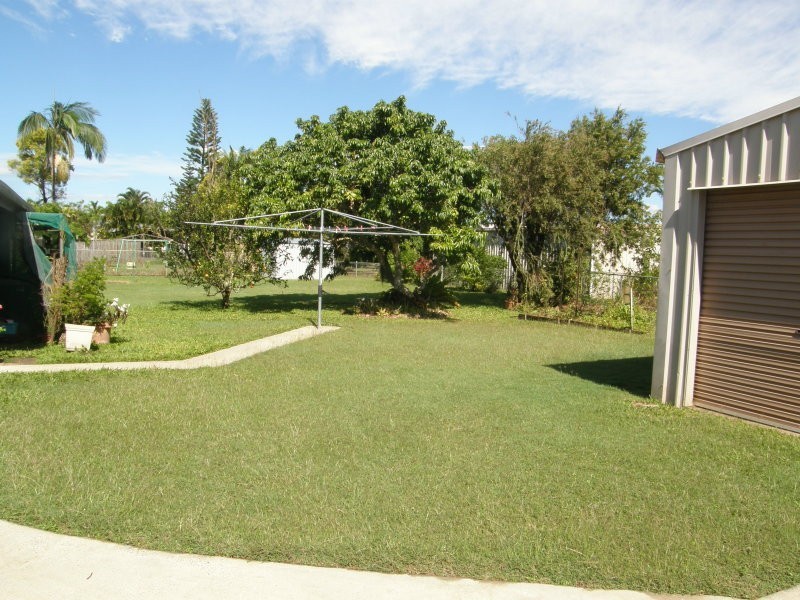 32 Spalla Drive, Proserpine QLD 4800
