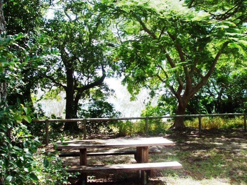 69 Gloucester Av., Hideaway Bay QLD 4800