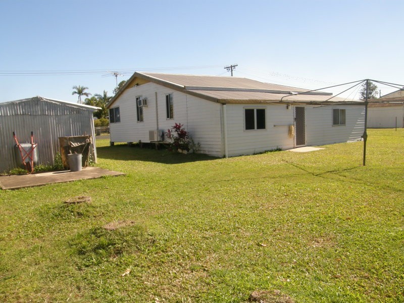 13 Barry Street, Proserpine QLD 4800