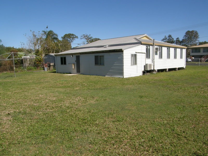 13 Barry Street, Proserpine QLD 4800