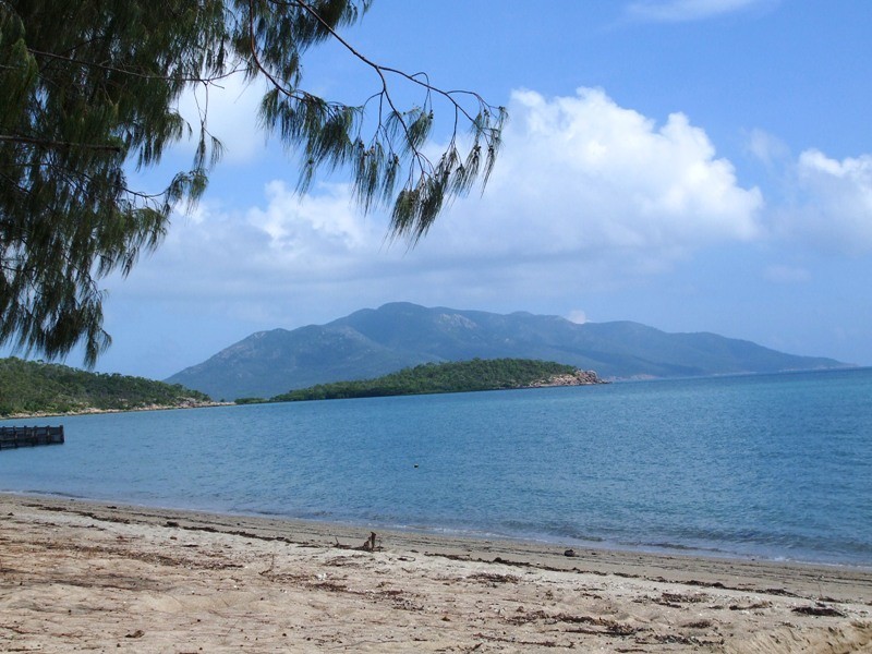 17 Pioneer Drive, Dingo Beach QLD 4800