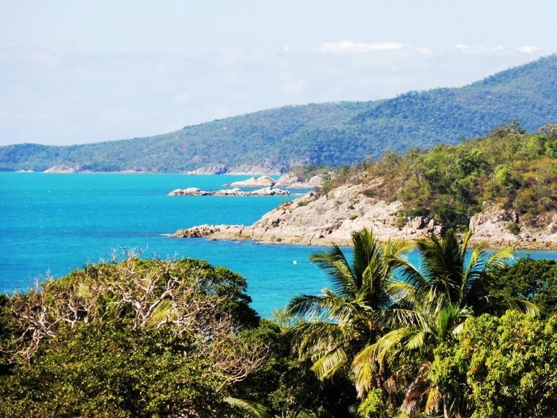 17 Roseric Crescent, Hideaway Bay QLD 4800