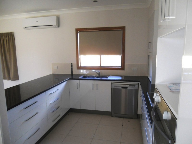28 Honey Myrtle, Proserpine QLD 4800