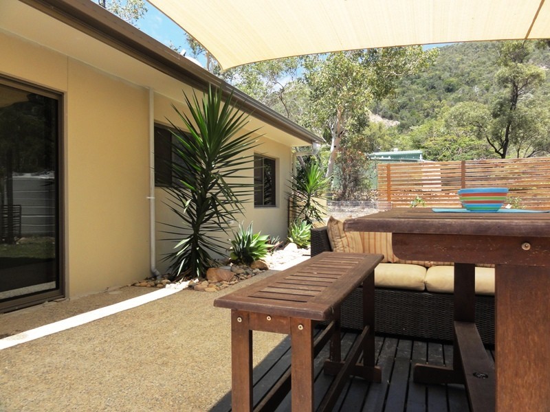 6 Saddleback Road, Hideaway Bay QLD 4800