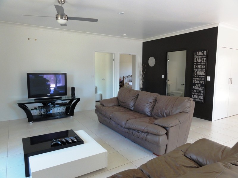 6 Saddleback Road, Hideaway Bay QLD 4800