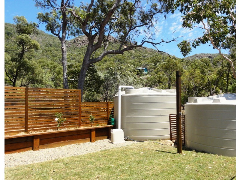 6 Saddleback Road, Hideaway Bay QLD 4800