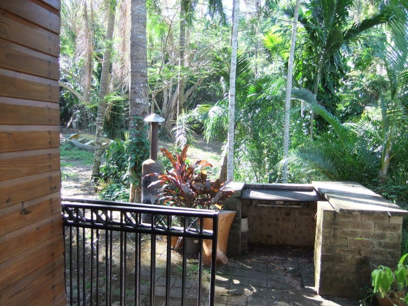 1 Staniland Drive, Strathdickie QLD 4800