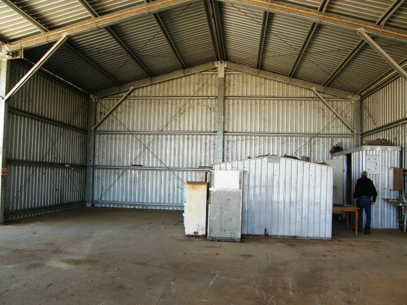 8 Maloney Road, Proserpine QLD 4800