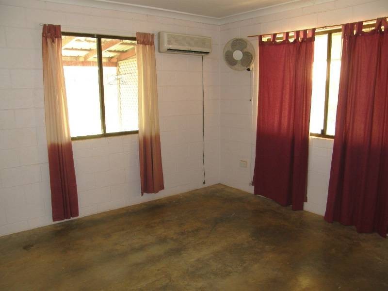 8 Maloney Road, Proserpine QLD 4800