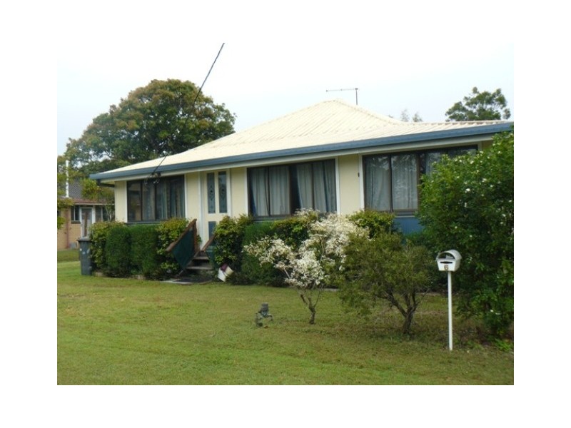 6 Chapman Street, Proserpine QLD 4800