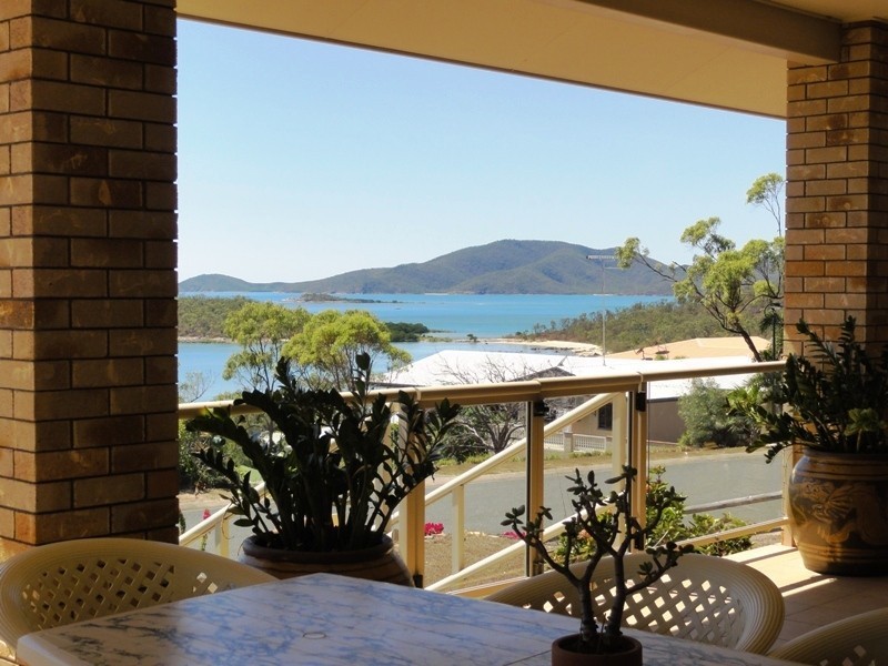 20 Blackcurrent Drive, Hideaway Bay QLD 4800
